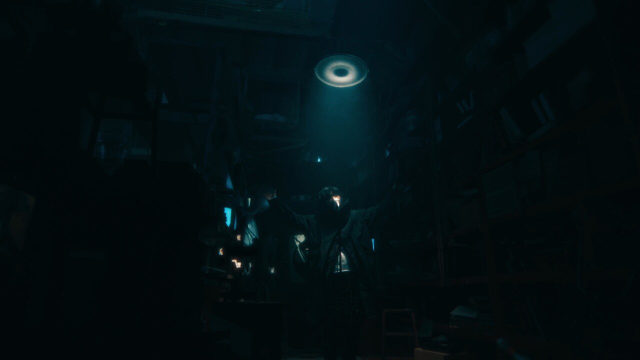 seiza「蒼の太陽」のミュージックビデオより。