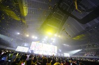 「≒JOY 3rd ANNIVERSARY PREMIUM CONCERT」の様子。©YOANI