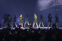 「≒JOY 3rd ANNIVERSARY PREMIUM CONCERT」の様子。©YOANI