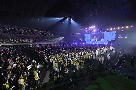 「≒JOY 3rd ANNIVERSARY PREMIUM CONCERT」の様子。©YOANI