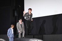 イベントに登場したMrs. GREEN APPLE。