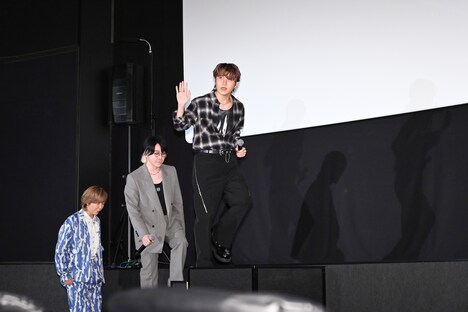 イベントに登場したMrs. GREEN APPLE。