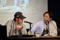 左から般若、KEN THE 390。