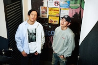 左からKEN THE 390、般若。