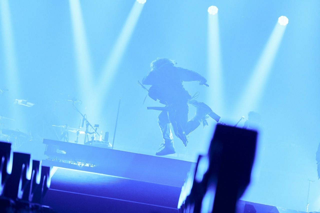 ツアー「Vaundy one man live ARENA tour "FUSION"」最終公演の様子。（撮影：日吉"JP"純平）