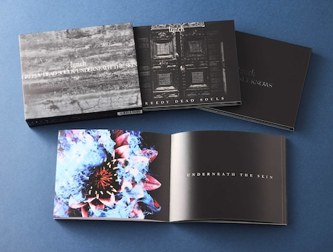 lynch.「GREEDY DEAD SOULS / UNDERNEATH THE SKIN」展開図