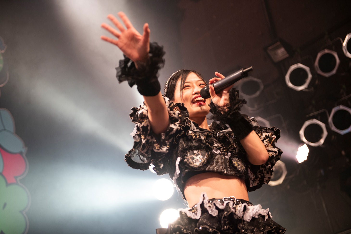 伊藤詩乃（Photo by MAYUMI）