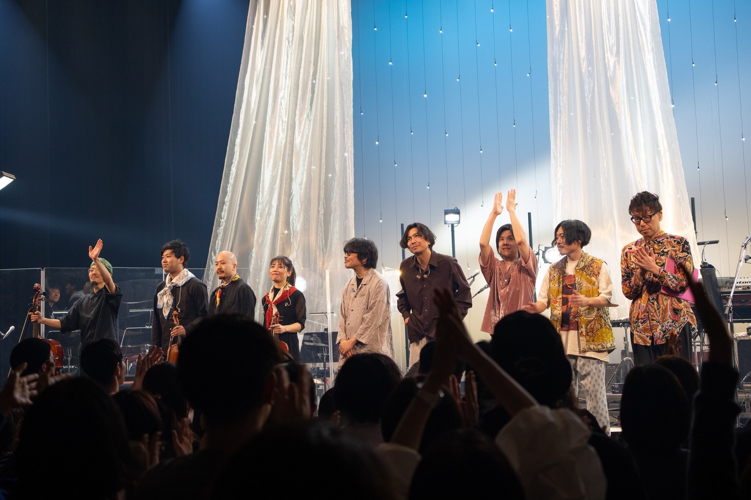「ホールツアー2025 Quruli Voyage ～くるりと弦楽四重奏～」東京公演の様子。（撮影：山本光恵）