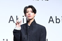 クールな表情の松島聡（timelesz）。