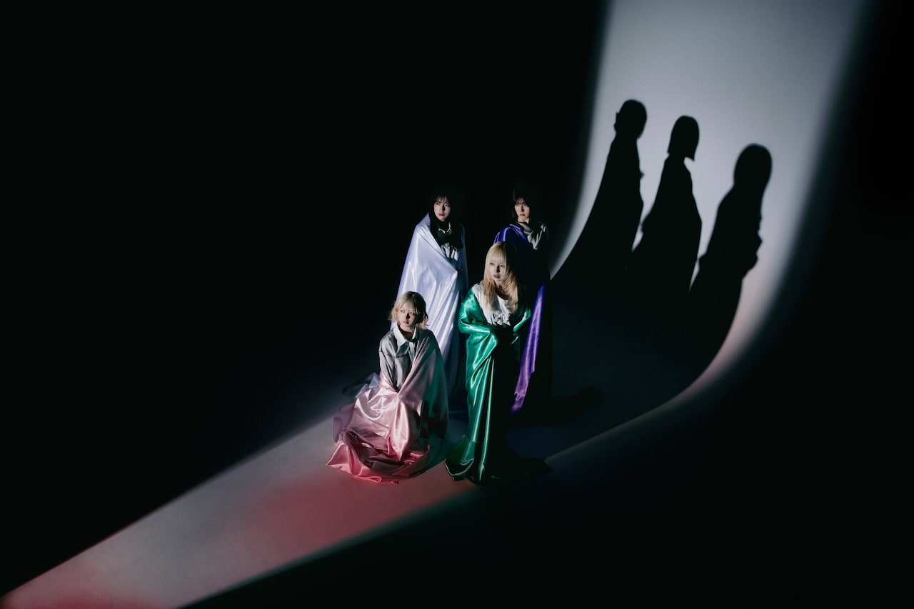 4人組グループ・アイル、明日のデビュー公演で披露する13曲を配信リリース