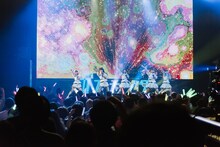 「フューチャーサイダー4thワンマンライブ ～フライングハイ！～」の様子。（撮影：ワタナベタイシ）