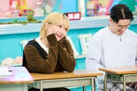 左からサーヤ（ラランド）、ハマ・オカモト（OKAMOTO'S）。（写真提供：NHK）