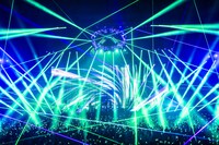 「DUSTCELL LIVE『ONE』at 日本武道館」の様子。（撮影：森好弘）