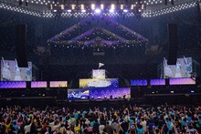 「LAWSON presents TrySail 10周年出航ライブ “FlagShip” in 日本武道館」東京・日本武道館公演の様子。