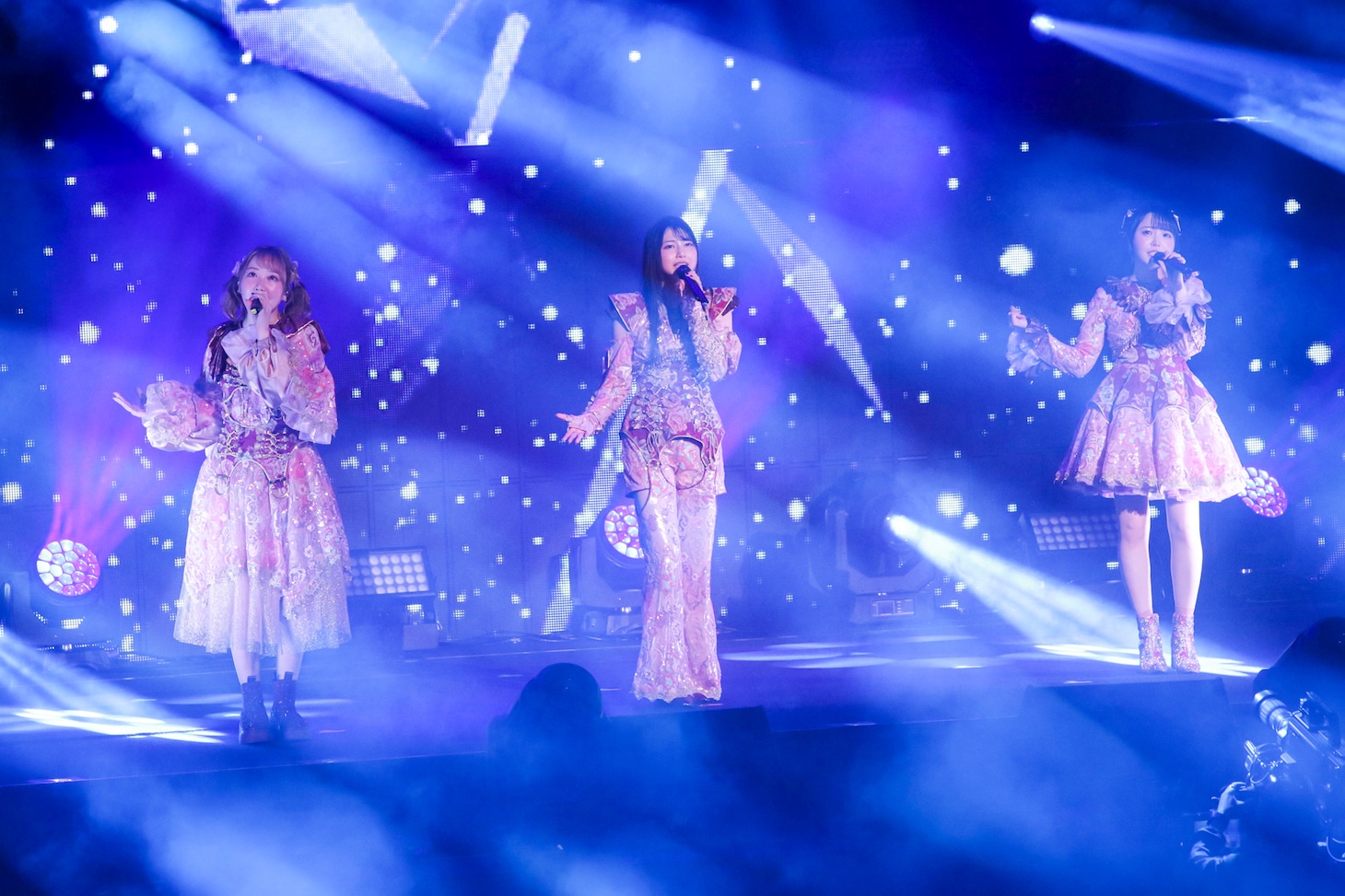 「LAWSON presents TrySail 10周年出航ライブ “FlagShip” in 日本武道館」東京・日本武道館公演の様子。