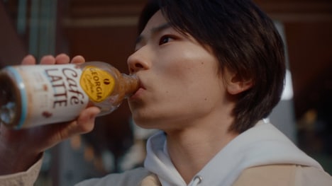 ジョージア「その一歩に、花束を。」編より。