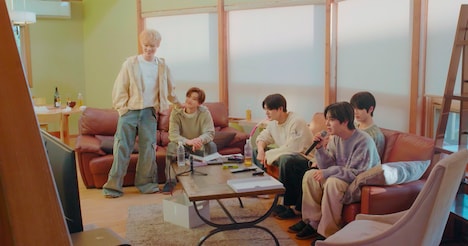 「3 hours Trip」より。