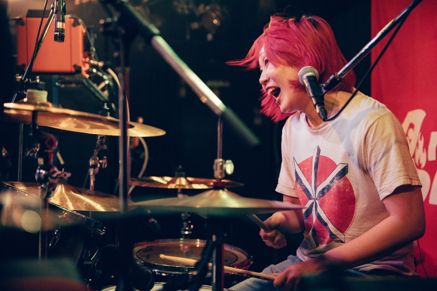 めぐぞう（Dr, Cho）（Photo by toya［@__tpwbo］）