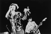 1989年11月4日、駒澤大学の学祭にて。この日の対バンはThe ピーズ、グレイトリッチーズ、フレデリック、ハバナ エキゾチカ。(撮影:あまつゆか)