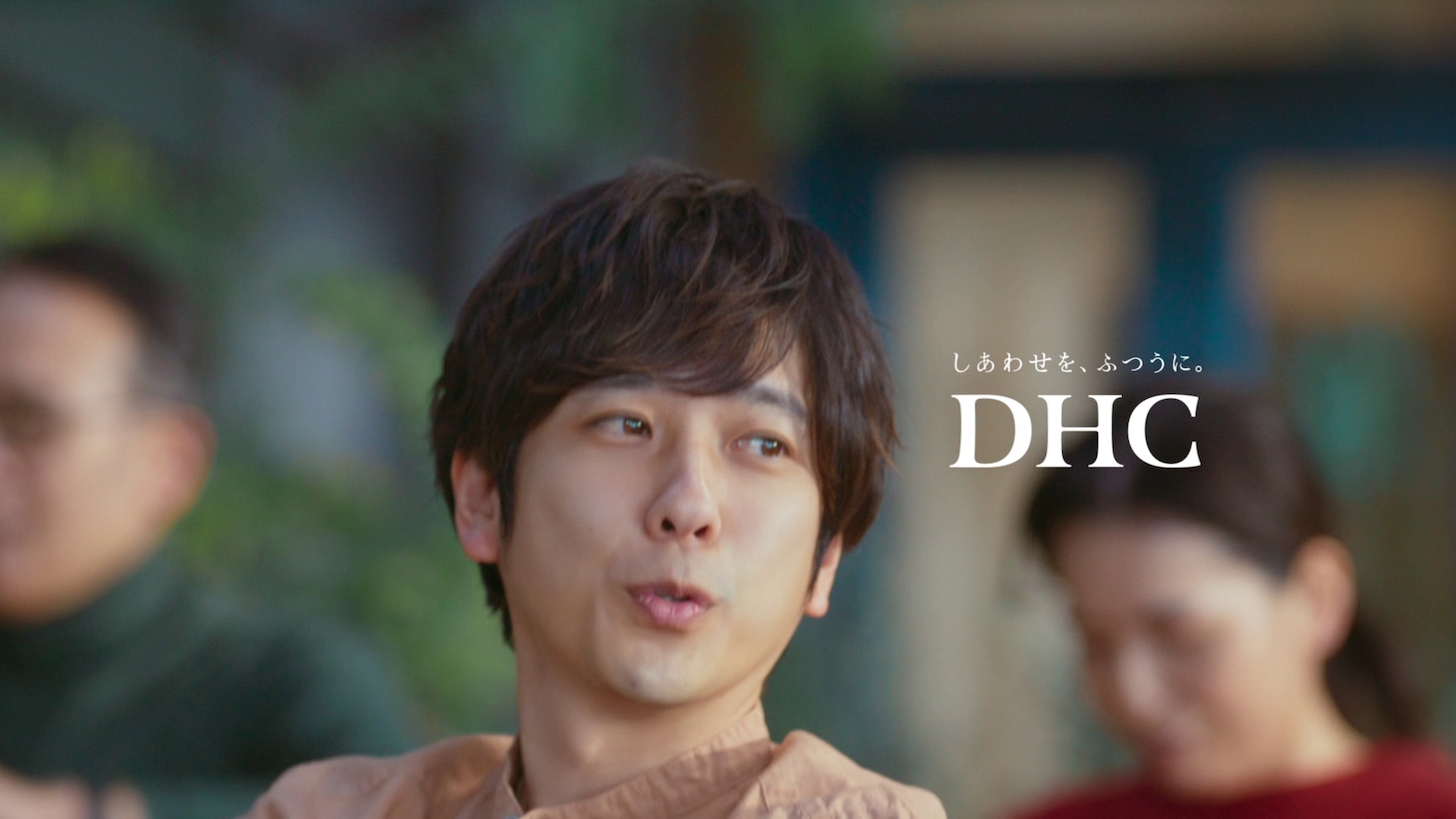 DHCの新テレビCM「どうしてふたりは（リニューブライト）」編より。