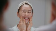 DHCの新テレビCM「どうしてふたりは(リニューブライト)」編より。