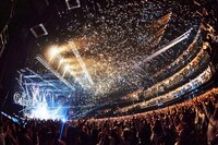 the GazettE「LIVE 2025 23rd ANNIVERSARY TOUR 証跡」の様子。