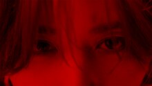山田涼介「RED」ミュージックビデオより。