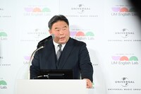 プロジェクトに賛同した原宿外苑中学校の駒崎彰一校長。