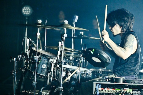 Katsuma(Dr / coldrain)(Photo by AZUSA TAKADA)