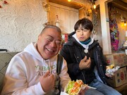 出川哲朗と井ノ原快彦。©︎テレ東