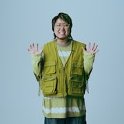 こっちのけんと初CDの内容解禁、「けっかおーらい」英語版や「それもいいね」セルフカバーなど収録