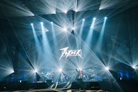 「7ORDER LIVE TOUR 2025 EGG～笑顔で頑張る5人～supported by MXまつり」東京・日本武道館公演の様子。