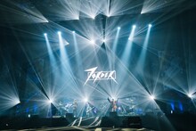 「7ORDER LIVE TOUR 2025 EGG～笑顔で頑張る5人～supported by MXまつり」東京・日本武道館公演の様子。