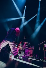 Chilli Beans.のステージの様子。（撮影：山川哲矢）