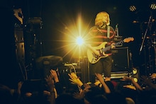 Lily（G, Vo / Chilli Beans.）（撮影：山川哲矢）