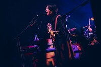 ホリエアツシ（Vo, G, Piano / ストレイテナー）（撮影：山川哲矢）