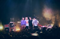 ライブを終えたストレイテナー。（撮影：山川哲矢）