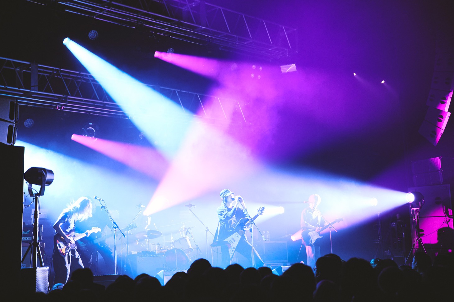 「ART-SCHOOL 25th ANNIVERSARY LIVE 2025『Our Beautiful Things』」の様子。（Photo by HIROHISA NAKANO）