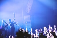 「ART-SCHOOL 25th ANNIVERSARY LIVE 2025『Our Beautiful Things』」の様子。（Photo by HIROHISA NAKANO）