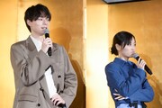 映画「山田くんとLv999の恋をする」でキュンとしたシーンについて考える作間龍斗（左）、山下美月（右）。