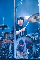 尾崎和樹（Dr）（Photo by Masato Yokoyama）