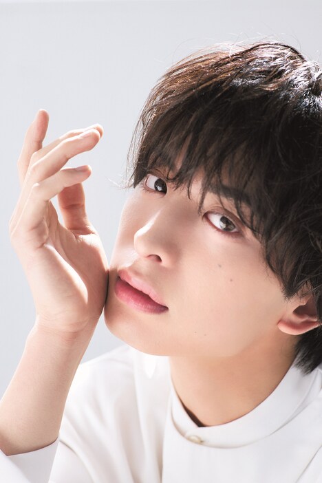 「美的」2025年5月号より、木村慧人（FANTASTICS）。