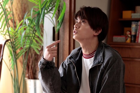 「ムサシノ輪舞曲」に出演する高地優吾。©テレビ朝日