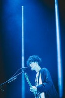 菅原卓郎（Vo, G）（撮影：西槇太一）