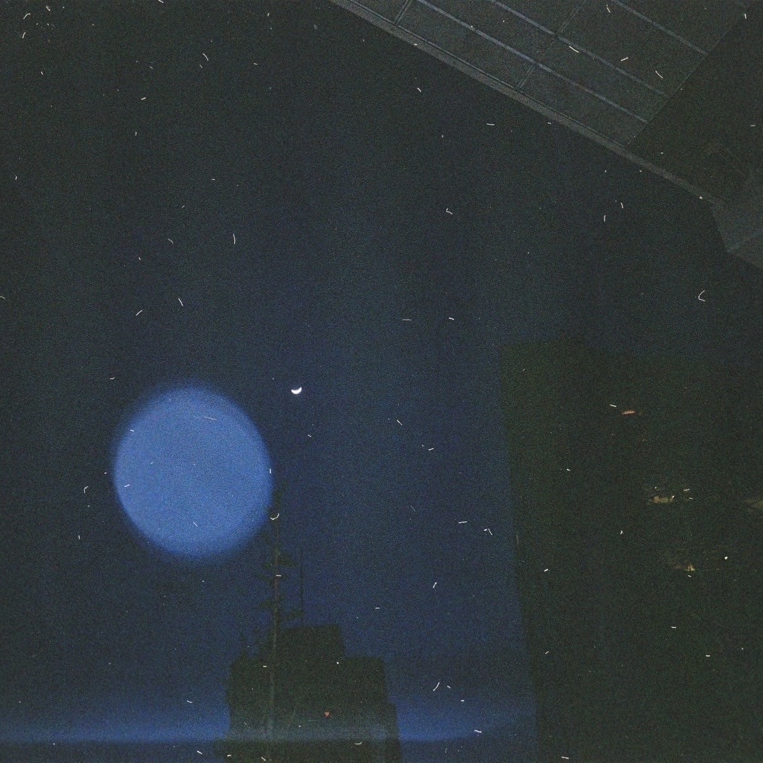 Chilli Beans.「blue night」ジャケット