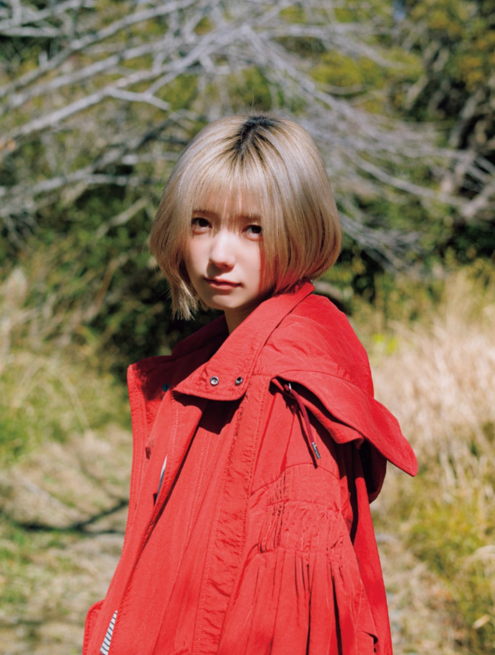 雑誌「週刊少年マガジン」より藤吉夏鈴。（撮影：細居幸次郎