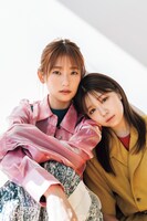 雑誌「週刊少年マガジン」より井上梨名と武元唯衣。
（撮影：HIROKAZU / スタイリング：優哉 / ヘアメイク：田村直子・澤田果歩 / デザイン：松本麻実（GROVENOR design.））