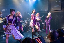 「Genesis Girl One Man Live ～Mephisto～」の様子。