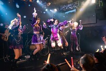 「Genesis Girl One Man Live ～Mephisto～」の様子。