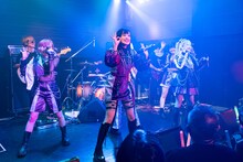 「Genesis Girl One Man Live ～Mephisto～」の様子。